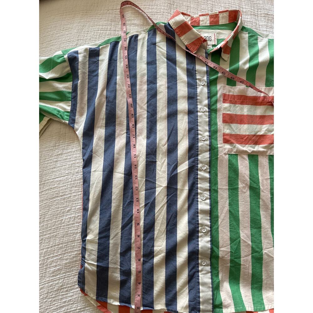Urban Outfitters UO BDG Frankie Spliced Button‎ Down Shirt - Picture 10 of 10